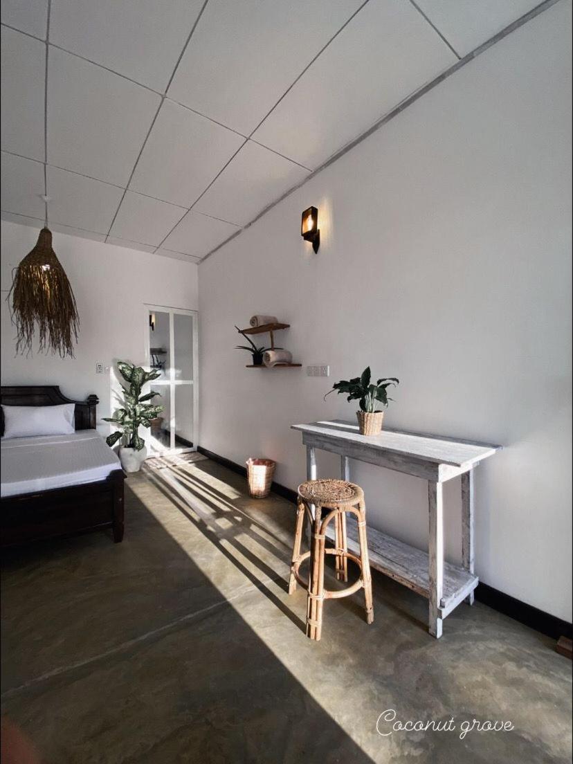 Hotel Coconut Grove - Midigama-Est Extérieur photo